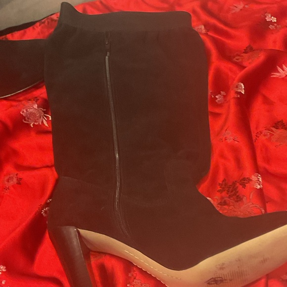 Michael Kors Black Heeled Boots - Picture 8 of 14